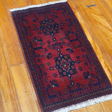 Load image into Gallery viewer, Hand knotted wool rug 9752 size 97 x 52 cm Afghanistan