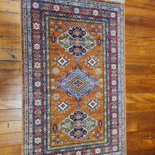 Load image into Gallery viewer, Hand knotted wool rug 161101 size 161 x 101 cm Afghanistan
