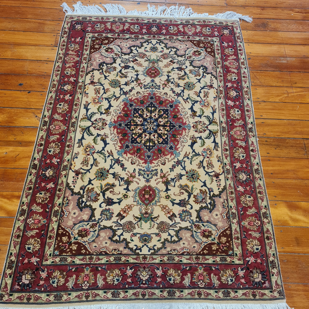 Hand knotted wool rug 14695 size 146 x 95 cm