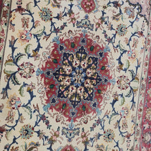 Load image into Gallery viewer, Hand knotted wool rug 14695 size 146 x 95 cm