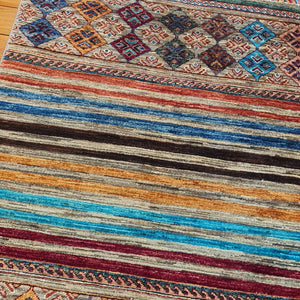 Hand knotted wool rug 10285 size 102 x 85 cm Afghanistan