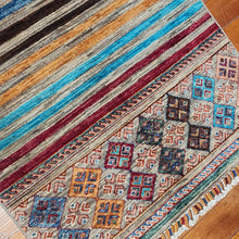 Load image into Gallery viewer, Hand knotted wool rug 10285 size 102 x 85 cm Afghanistan