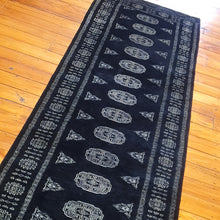 Load image into Gallery viewer, Hand knotted wool rug 32377 size 323 x 77 cm Pakistan