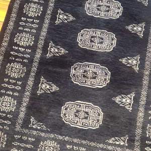 Hand knotted wool rug 32377 size 323 x 77 cm Pakistan