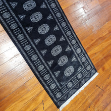 Load image into Gallery viewer, Hand knotted wool rug 32377 size 323 x 77 cm Pakistan