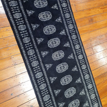 Load image into Gallery viewer, Hand knotted wool rug 32377 size 323 x 77 cm Pakistan