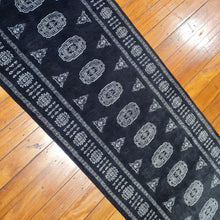 Load image into Gallery viewer, Hand knotted wool rug 32377 size 323 x 77 cm Pakistan
