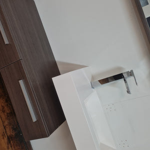 wall hung hand basin