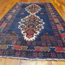 Load image into Gallery viewer, Hand knotted wool Rug 14784  size 147 x 84 cm Afghanistan