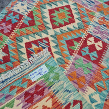 Load image into Gallery viewer, Hand knotted wool Rug 12286 size 122 x 86 cm