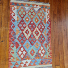 Load image into Gallery viewer, Hand knotted wool Rug 12480 size 124 x 80 cm Afghanistan