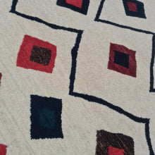 Load image into Gallery viewer, Hand knotted wool Rug 234169 size 234 x 169 cm Morocco