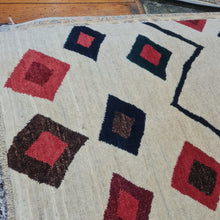 Load image into Gallery viewer, Hand knotted wool Rug 234169 size 234 x 169 cm Morocco