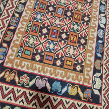 Load image into Gallery viewer, Hand knotted wool Rug 4877 size 48 x 77 cm