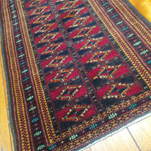 Load image into Gallery viewer, Hand knotted wool Rug 8651 size 86 x 51 cm