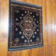 Load image into Gallery viewer, Hand knotted wool Rug 7278 size 72 x 78 cm Iran