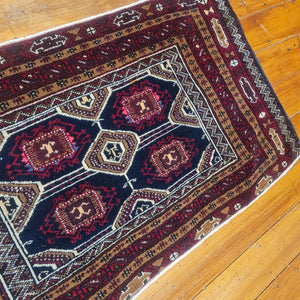 Hand knotted wool Rug 9852 size 98 x 52  cm Iran