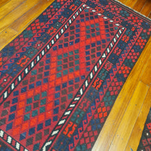 Load image into Gallery viewer, Hand knotted wool Rug 20798 size 207 x 98 cm Afghanistan