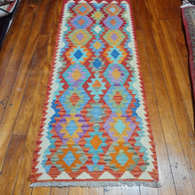 Load image into Gallery viewer, Hand knotted wool rug Rug 19877 cm  size 198 x 77 cm Afghanistan