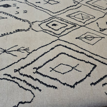 Load image into Gallery viewer, Hand knotted wool Rug 277190 size 277 x 190 cm Morocco