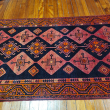 Load image into Gallery viewer, Hand knotted wool rug 285150 size 285 x 150 cm