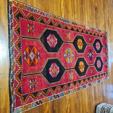 Load image into Gallery viewer, Hand knotted wool rug 290145 size 290 x 145 cm