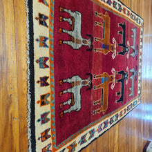 Load image into Gallery viewer, Hand knotted wool rug 169106 size 169 x 106 cm