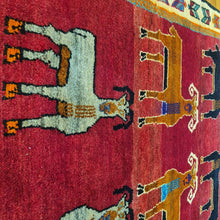 Load image into Gallery viewer, Hand knotted wool rug 169106 size 169 x 106 cm