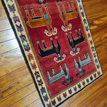 Load image into Gallery viewer, Hand knotted wool rug 169106 size 169 x 106 cm