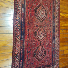 Load image into Gallery viewer, Hand knotted wool rug 161106 size 161 x 106 cm