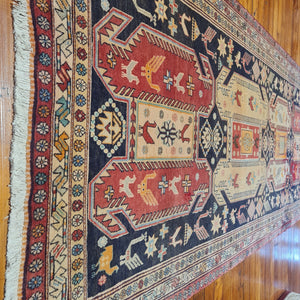Hand knotted wool rug 291157 size 191 x 157 cm