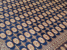 Load image into Gallery viewer, Hand knotted wool Rug 51 size 314 x 252 cm Pakistan