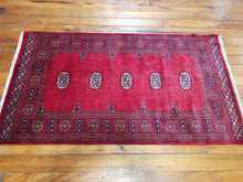 Load image into Gallery viewer, Hand knotted wool Rug 6 size 166 x 95 cm Pakistan