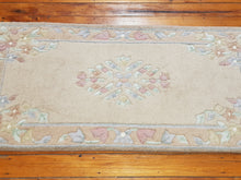Load image into Gallery viewer, Hand knotted wool Rug 5095 size 140 x 70 cm India