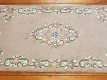 Load image into Gallery viewer, hand knotted wool Rug 14 size 90 x 160 cm India