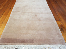 Load image into Gallery viewer, hand knotted wool Rug 1245 size 159 x 93 cm Nepal