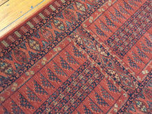 Load image into Gallery viewer, 100% wool Kashqai  4346 300 size 80 x 160 cm Belgium