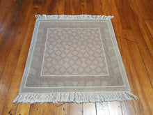Load image into Gallery viewer, Hand knotted wool Rug 9290 size  92 x 90 cm,
