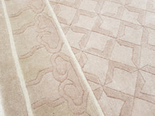 Load image into Gallery viewer, Hand knotted wool Rug 9290 size  92 x 90 cm,