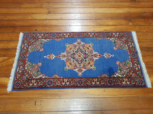 Hand knotted wool Rug 12064 size 120 x 64 cm Iran