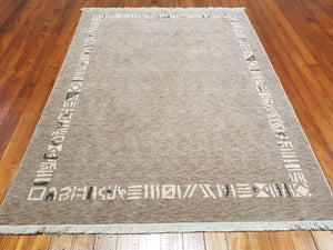 100% wool Zanzibar  4433 066 size 170 x 235 cm belgium