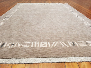 100% wool Zanzibar  4433 066 size 170 x 235 cm belgium