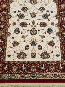 100% pure  Wool RugDiamond  7214  132 size  85 x 250 cm Belgium