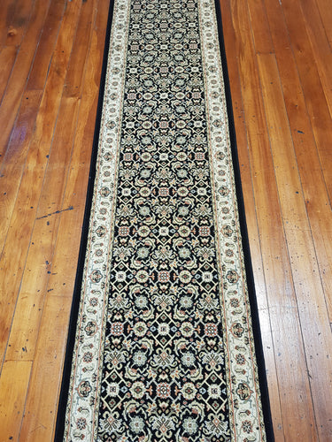 Easy care rug Nobility  65110 090  size 420 x 67 cm  Belgium