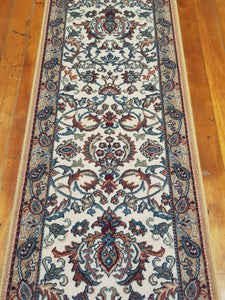 100% wool P Palace  3.35 metre x 67 cm width Belgium