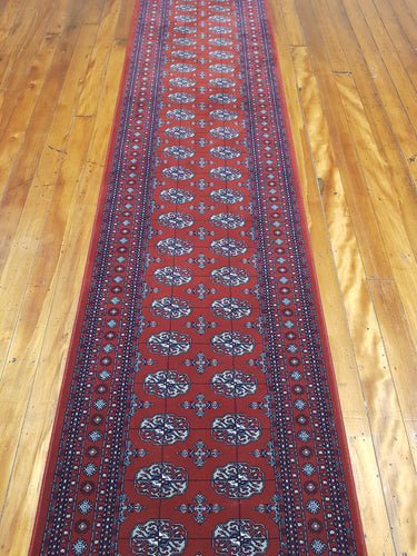 100%  pure wool Runner Diamond 72212 330 size 450 x 85 cm Belgium