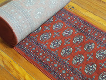 Load image into Gallery viewer, 100%  pure wool Runner Diamond 72212 330 size 450 x 85 cm Belgium