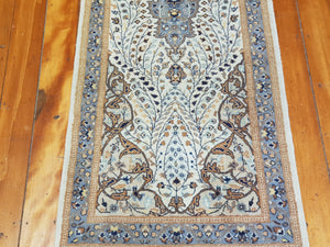 Hand knotted wool Rug 19762 size 197 x 62 cm Iran