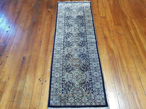 Hand knotted  Rug 18262 size 182 x 62 cm, Pakistan