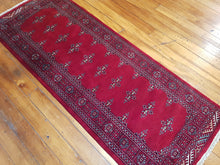 Load image into Gallery viewer, Hand knotted wool Rug 16 size 202 x 78 cm Pakistan